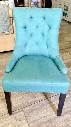 4 Dining room chairs