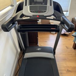 NordicTrack C990 Treadmill - Used Just A Few Times
