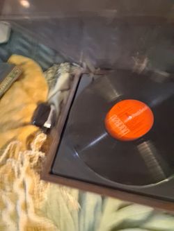 OFFERS PLEASE vintage BIC (British Industries Corporation) model turntable