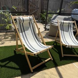 New 4 Modern High Quality Folding Beach Chairs 