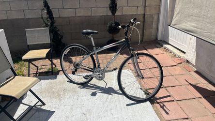 Giant Cypress DX Bike