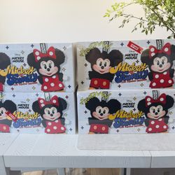 Mickey And Family Cute Together Keychain