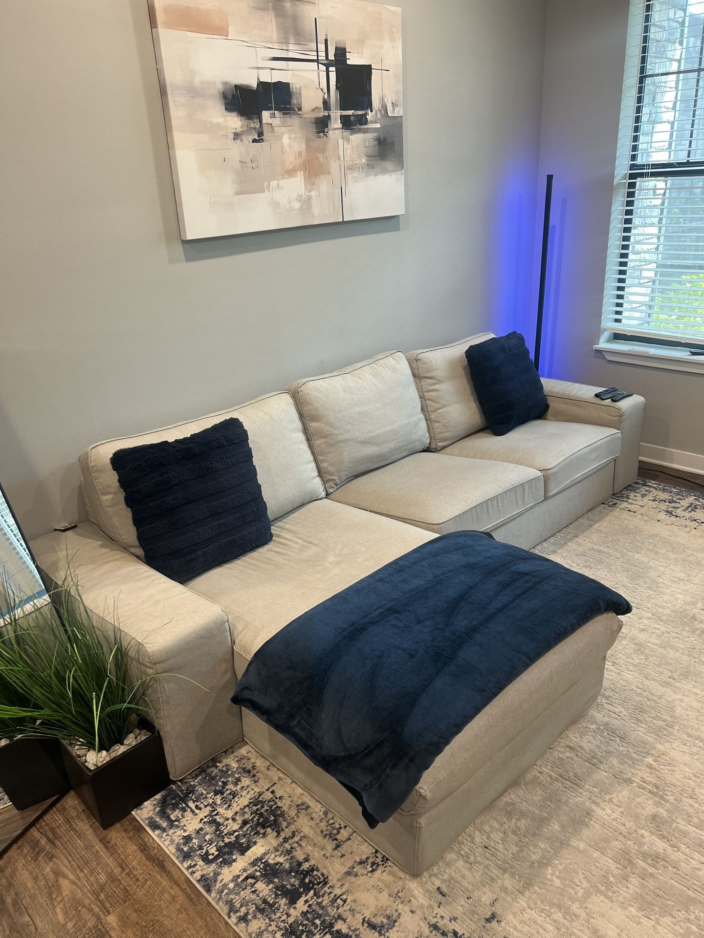L Shaped Sectional 