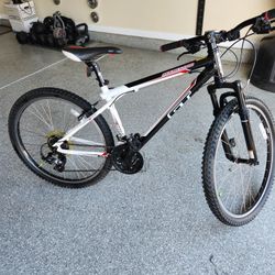 GT Aggressor Mountain Bike