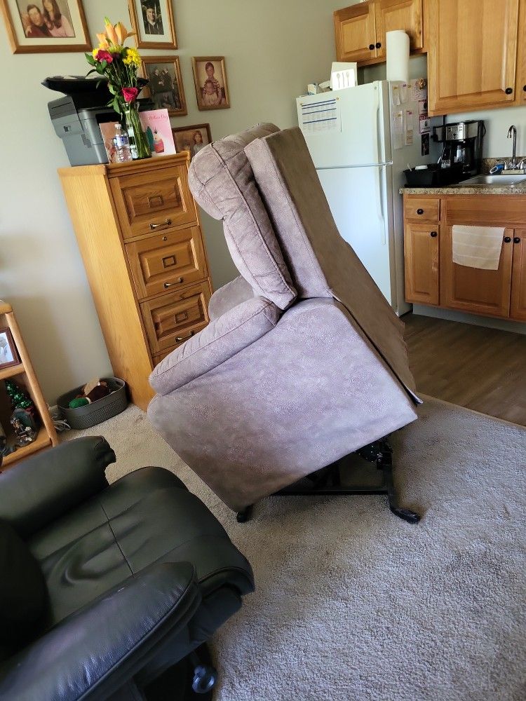 Power Recliner Lift Chair