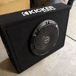 KICKER Subwoofer