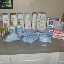 Dove And Neutrogena Wipes 