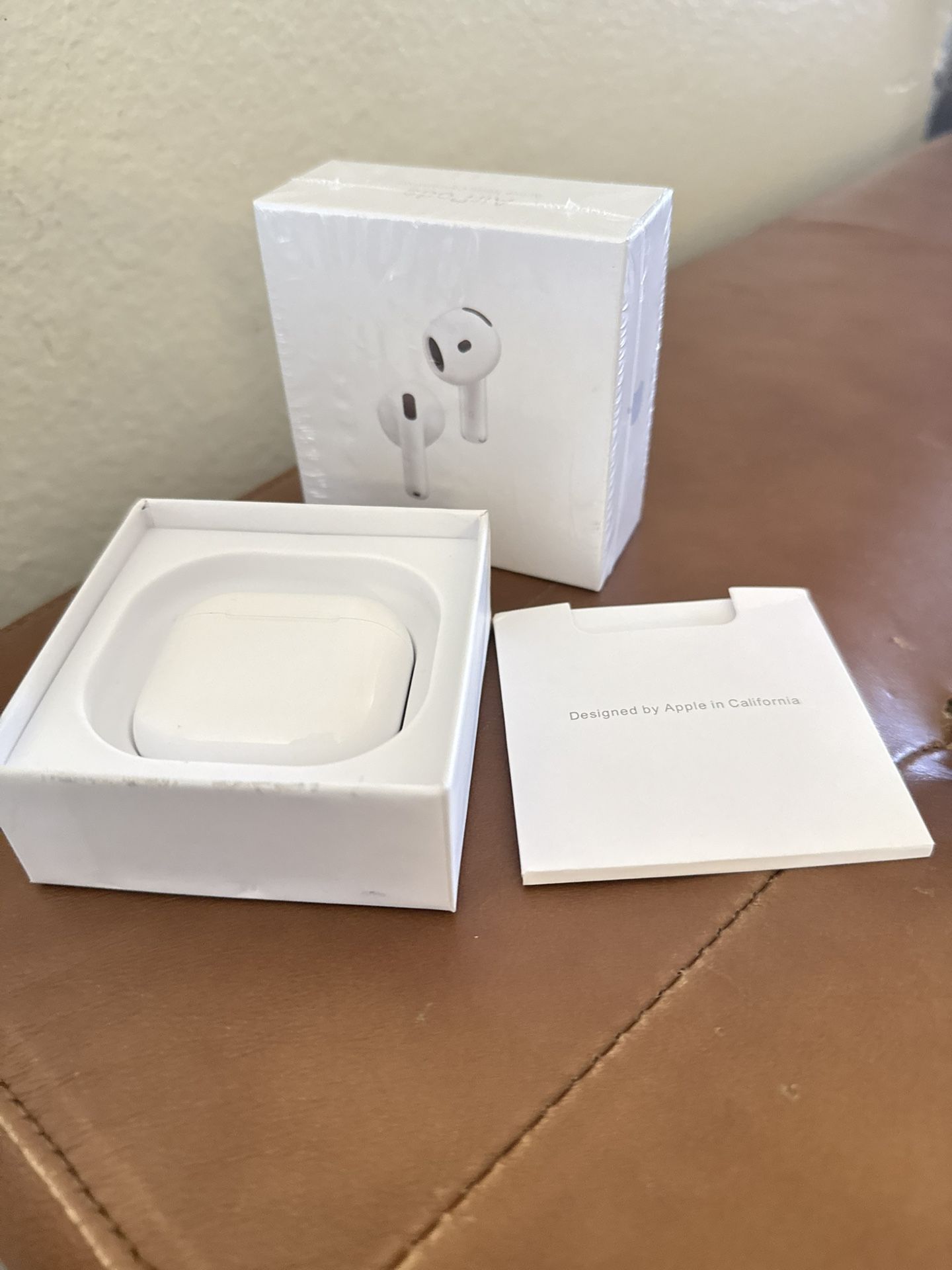 AirPods 4