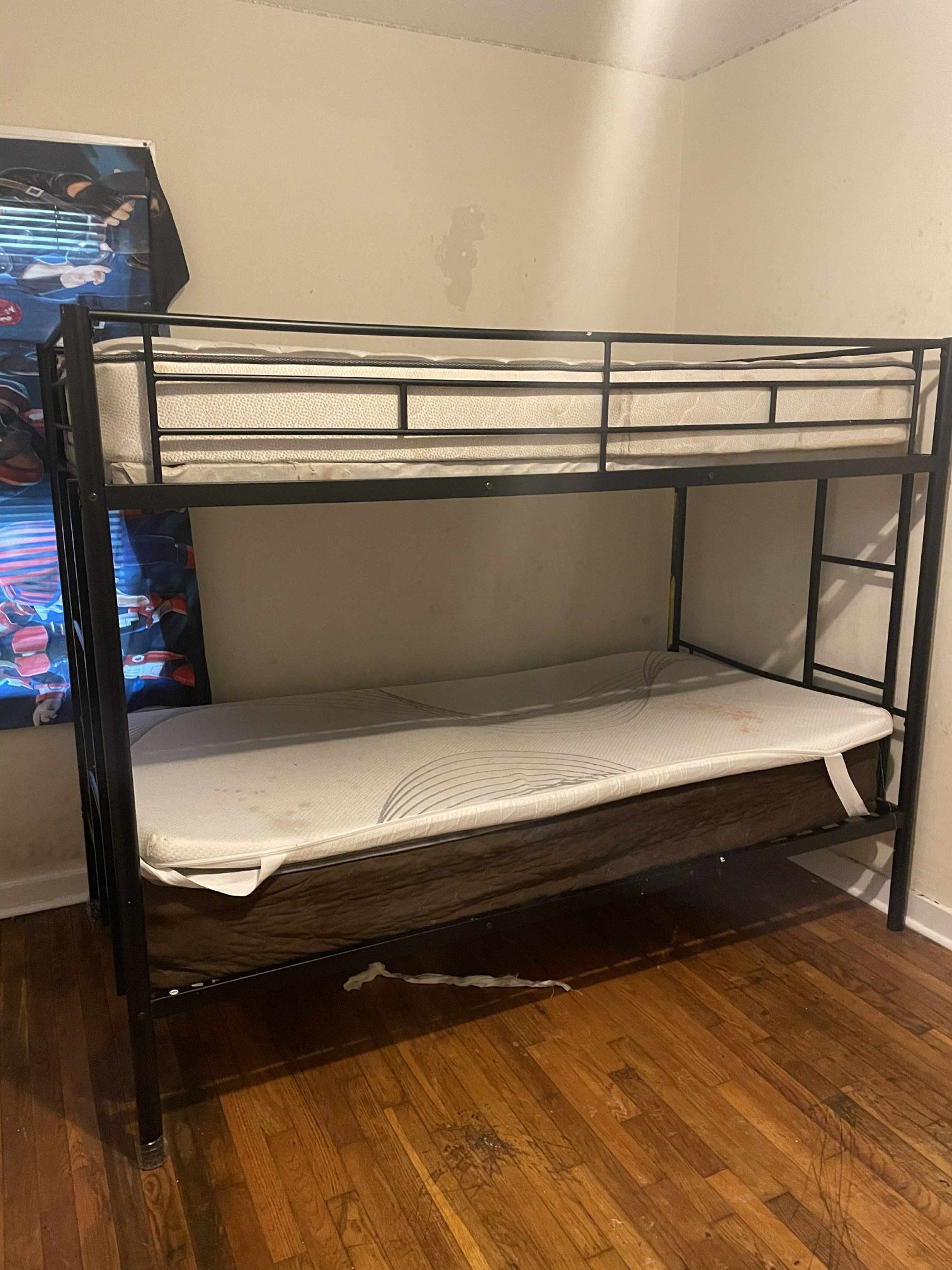 Twin Size Metal Bunk Beds (mattresses Not Included)