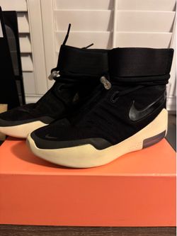 Nike fear of god shoot around size 8
