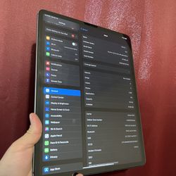 IPAD 12.9 4th Generation Double Camera WIFI PLUS CELLULAR 