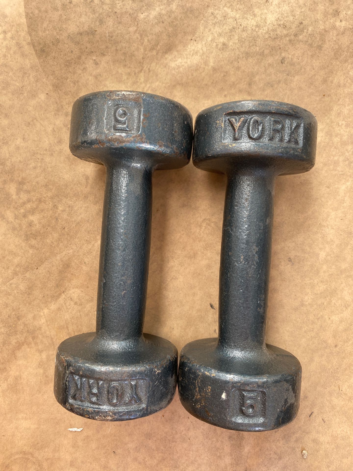Dumbbell lifting weights 5 pound York