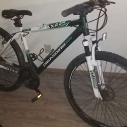 Genesis mountain bike 
