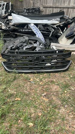 2024-26 volkswagen atlas cross sport R-Line grille