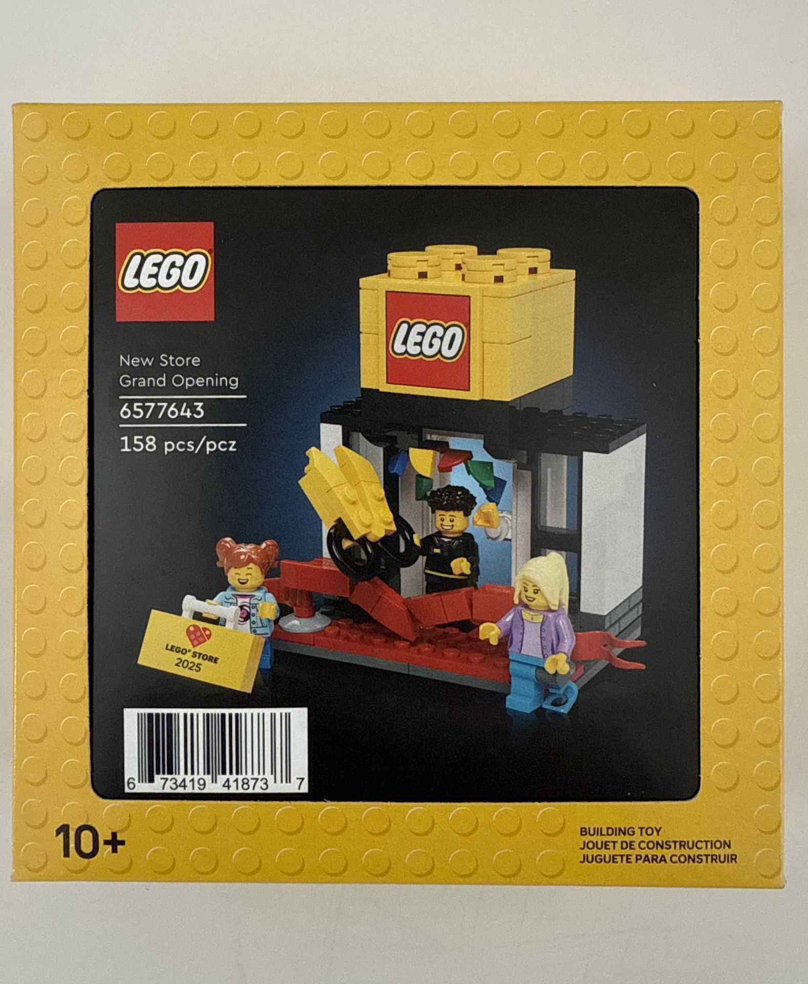 LEGO set: New Store Grand Opening 6 57 7 6 4 3
