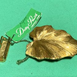2 Piece Leaf Interlocking Belt Buckle Gold Tone Original Green Tag Dotty Smith