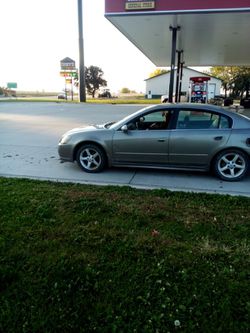 2005 Nissan Maxima 1671175 Miles Runs And Drives Great Asking 2000$ Or Best Offer Thumbnail