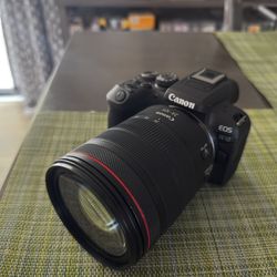 Canon R-10 W/ 24/105mm L USM f/4