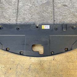 2015,2016,2017,2018,2019,2020,2021 Lexus Nx300/Nx300h/Nx200t Radiator Support Cover