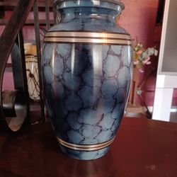 Large Funeral Cremation Urn/Vase.