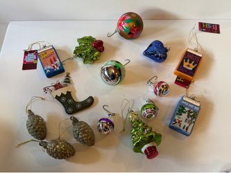 Set of 15 Christmas ornaments