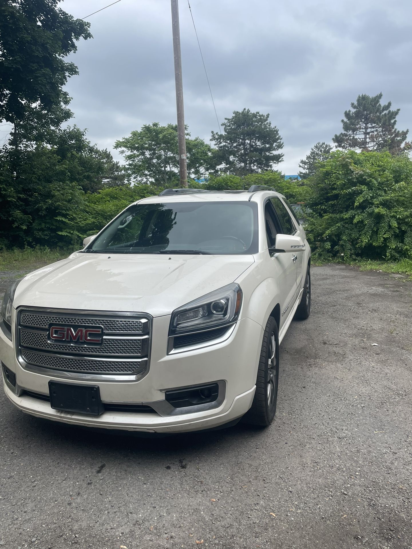 2013 GMC Acadia