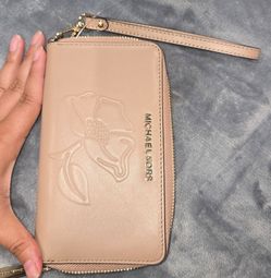Michael Kors Wristlet Wallet