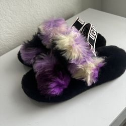 UGG slippers/shoes 