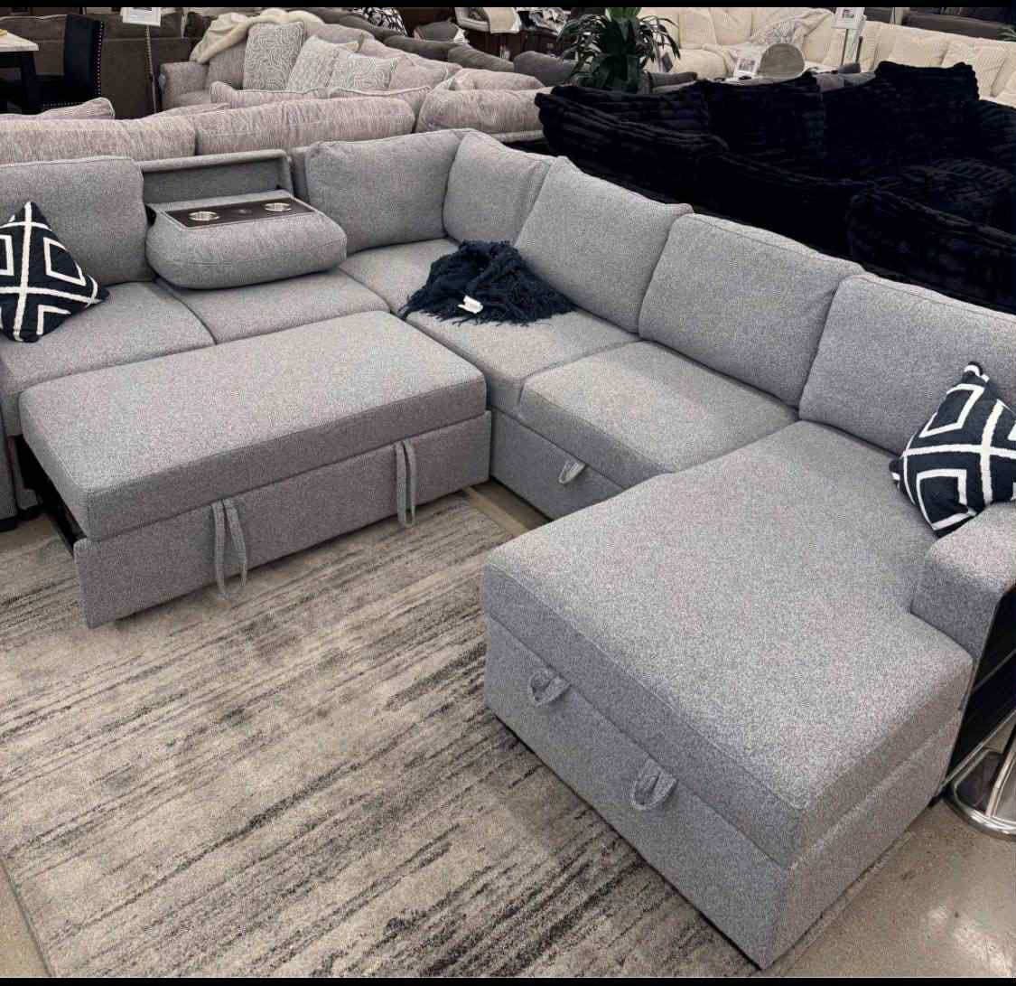 New Large Sleeper Sectional Couch With Storage / Free Delivery