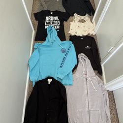 Women’s Clothing Lot - Mostly XL - Needs Wash