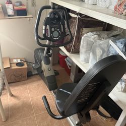 stationary bike 