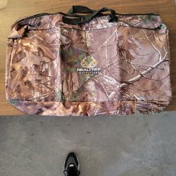 Realtree Outfitters Camo Bag