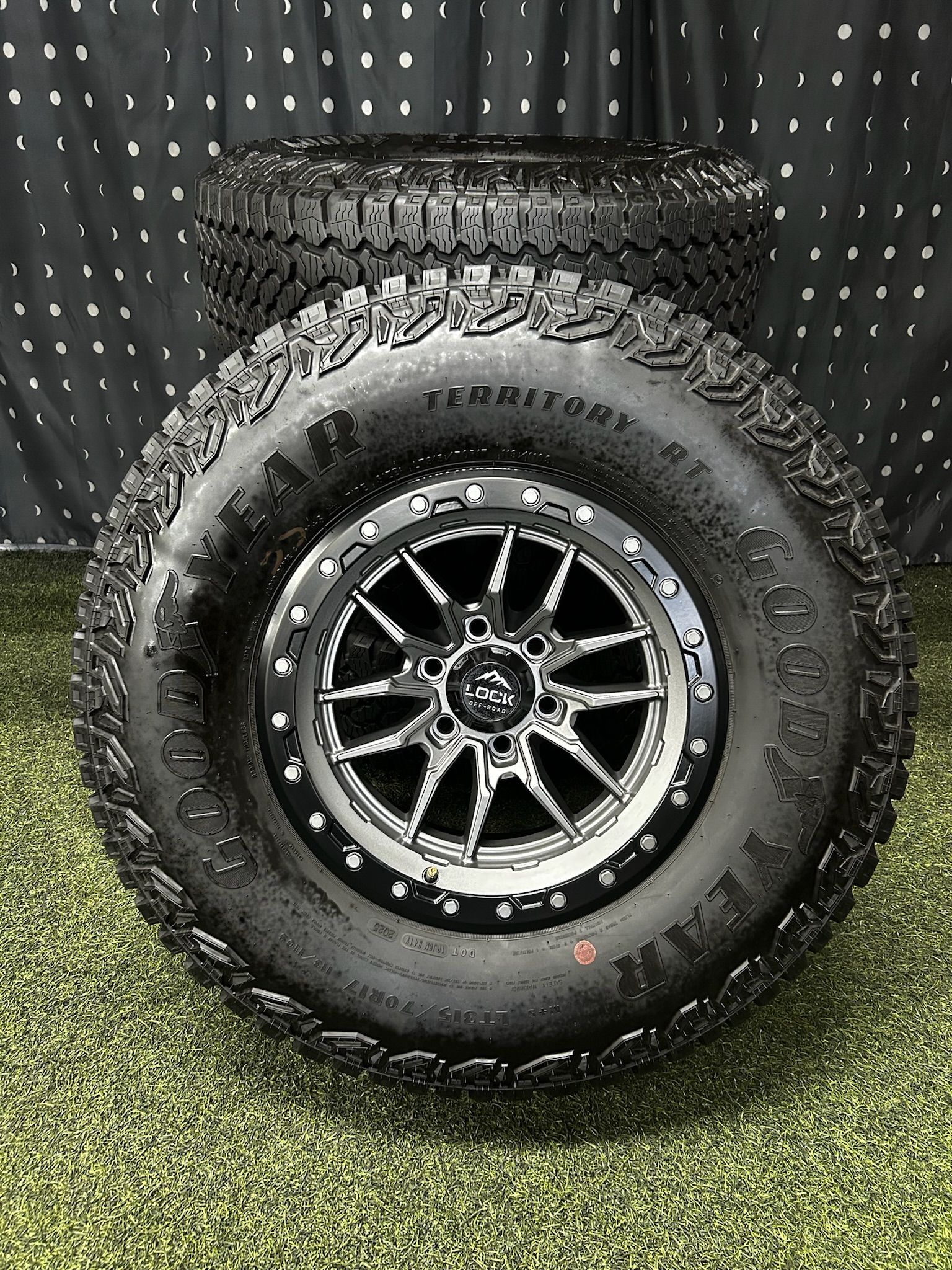 Brand New Lock Offroad Krawler Ford F-150 Raptor 17x9 6 Lug 17 Inch Wheels