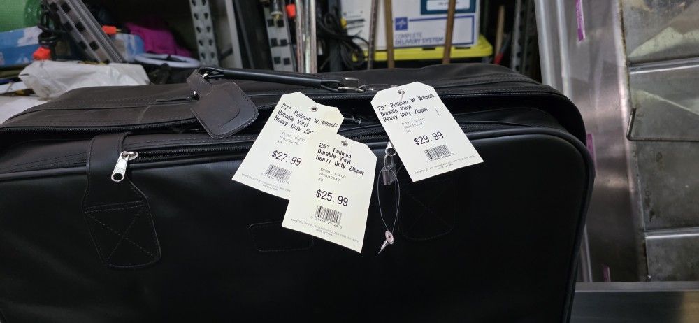 NEW 3 PIECE LUGGAGE SET