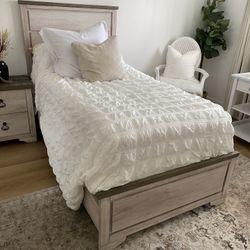 Twin Bed Set Dresser And Side Table