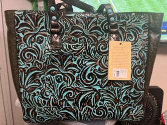 Patricia Nash purse