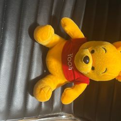 Disney Sega Winnie the Pooh, 12" tall Vintage Pooh Sitting with 3 leaves on body