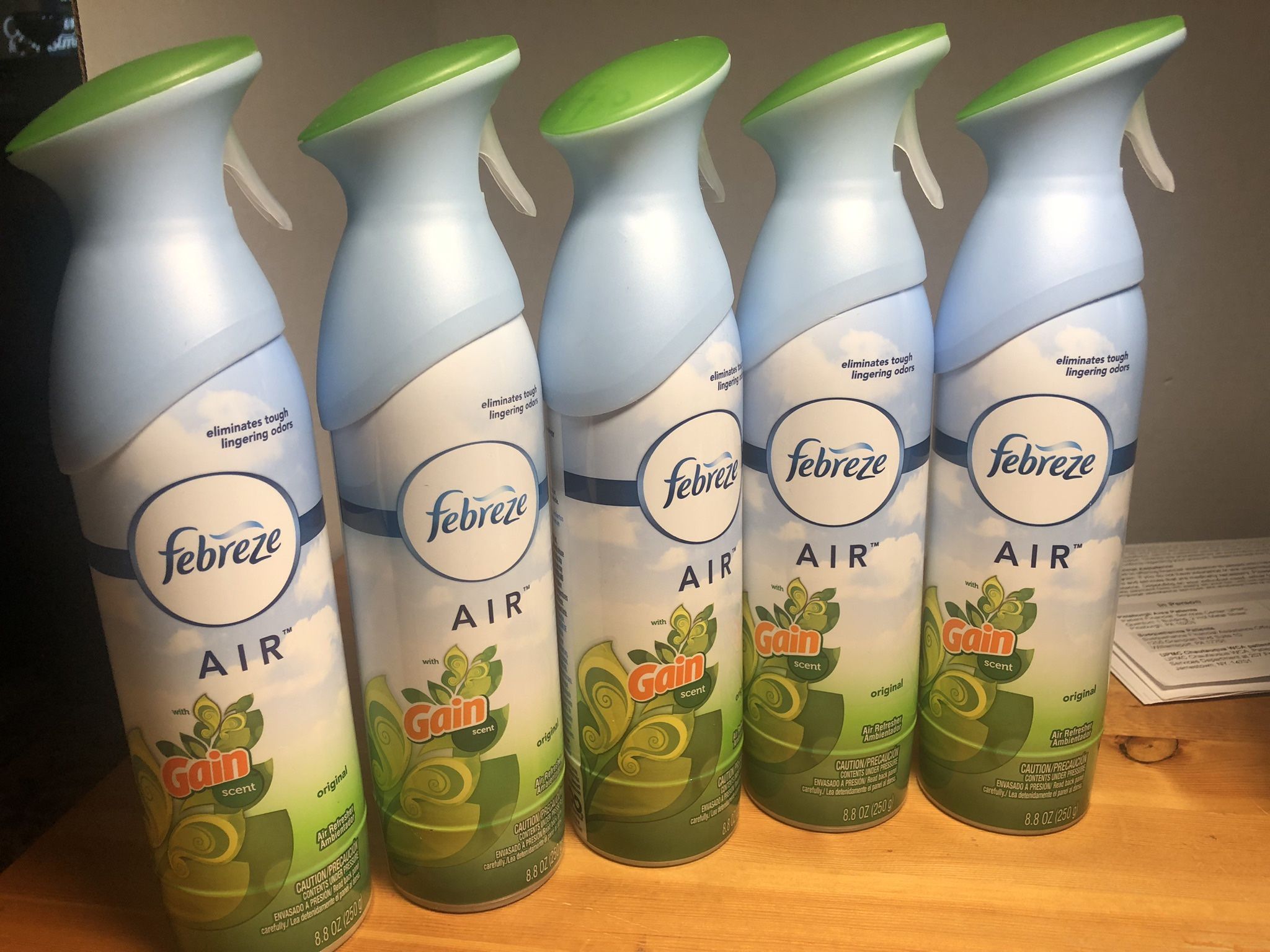 5 Full size Cans Of Febreze Spray Gain Scent