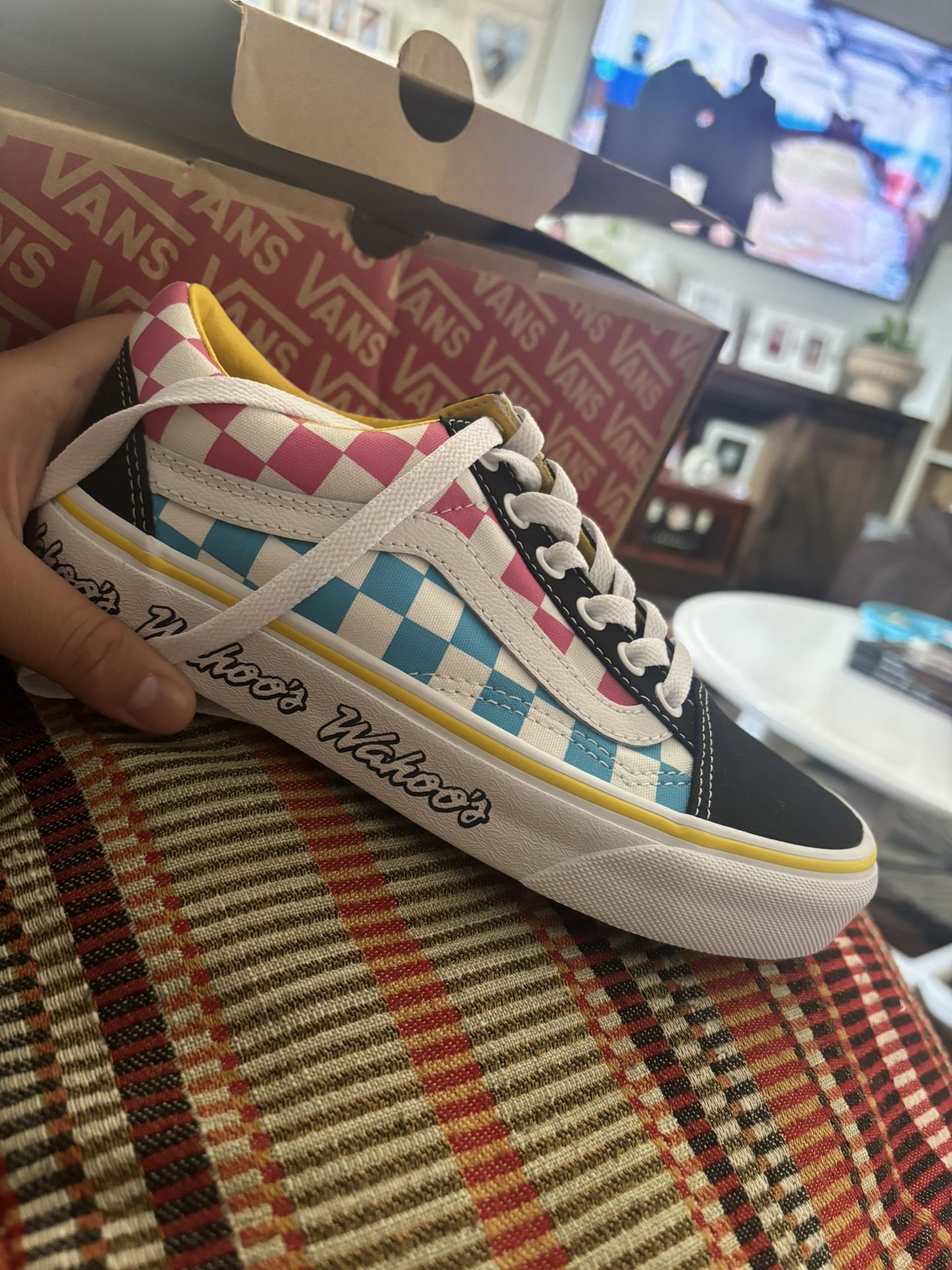 Vans “wahoos”