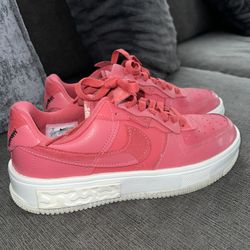 Nike women pink shoes size 8 