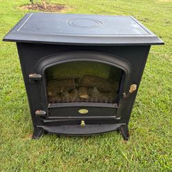 Dimplex Electric Fireplace Stove – $80