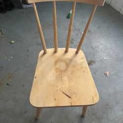  Chairs 