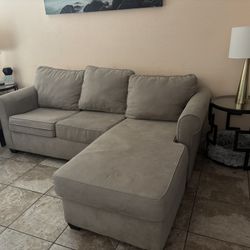 Living Spaces 3-seat Sectional 