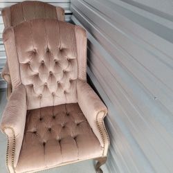 2 chairs 