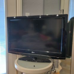 Works Great..No Remote...