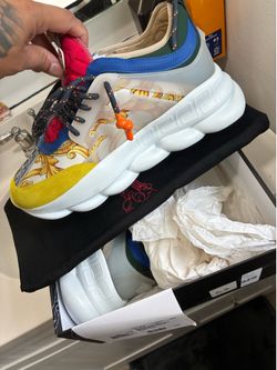 Versace chain reaction