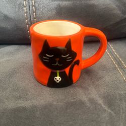 New LANG Small Halloween Cat Mug Cup Dishwasher & Microwave Safe Or Decoration