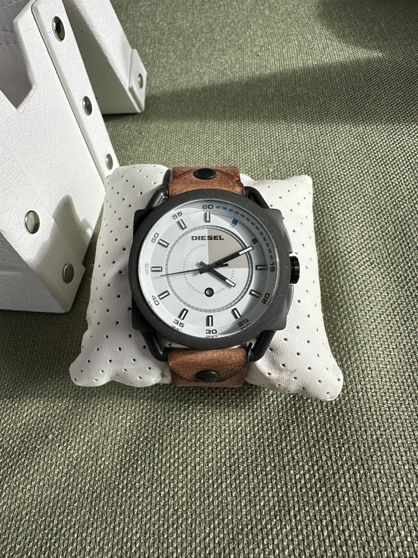Diesel Descender DZ1576