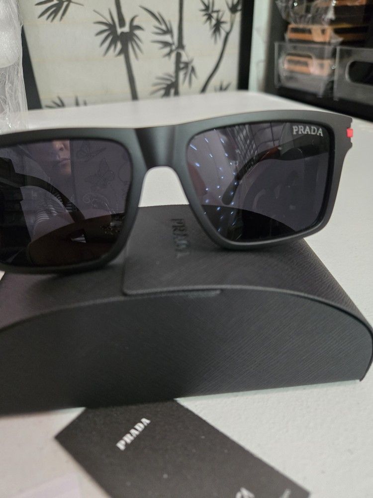 Sunglasses Prada New