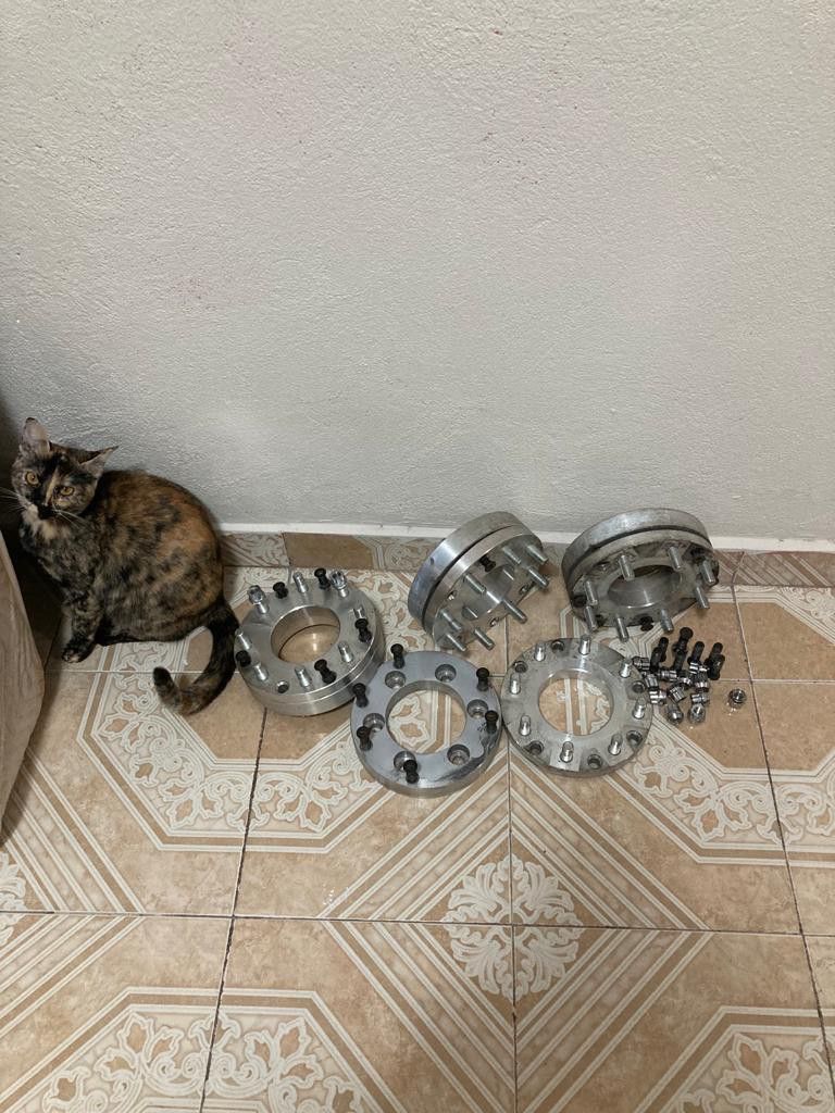 Wheel spacers, 6 lugs/8 lugs for Sale in Mcallen, TX OfferUp